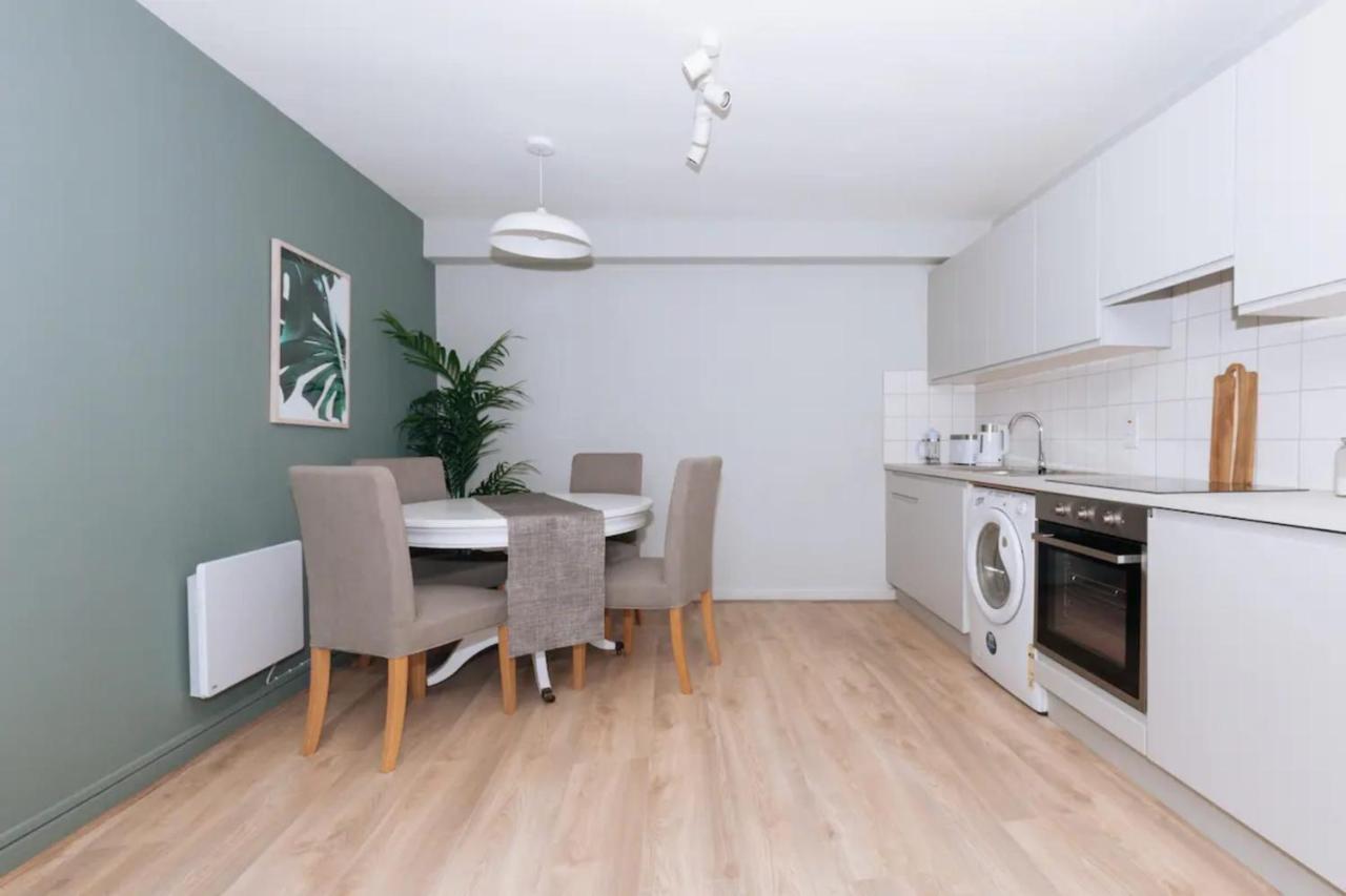 Апартаменти Relaxing 1Bd Flat With A Roof Terrace - Portobello Дублін Екстер'єр фото